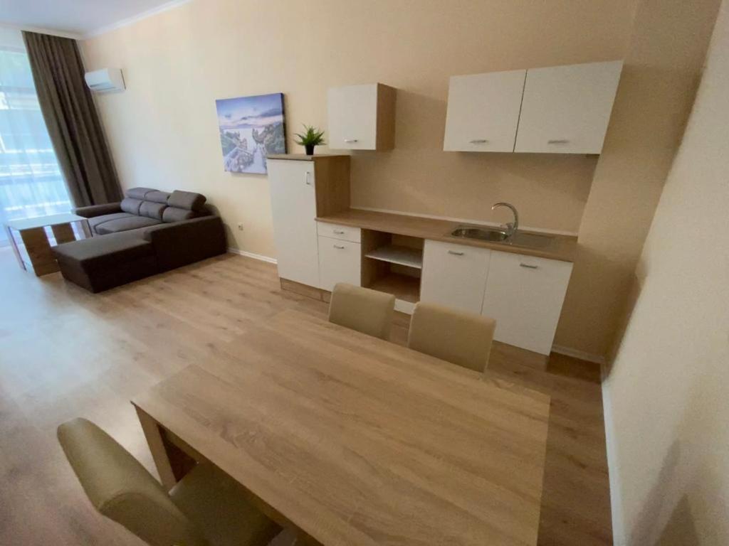 Rabi Park Residence Varna Eksteriør bilde